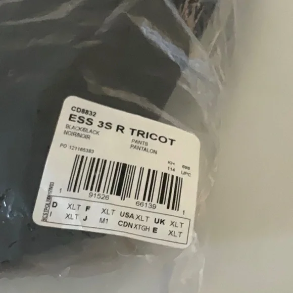 NWT MENS ADIDAS ESS 3S R TRICOT PANT. COLOR IS BLACK WITH BLACK STRIPE. SIZE XLT - Picture 2 of 10